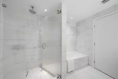 500 Alton #1005, Miami Beach, FL 33139 - Photo 24