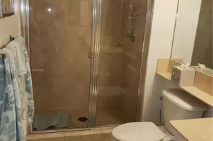2080 S Ocean Dr, Hallandale Beach, FL 33009 - Photo 36