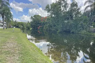 126 Sparrow Dr, Royal Palm Beach, FL 33411 - Photo 34