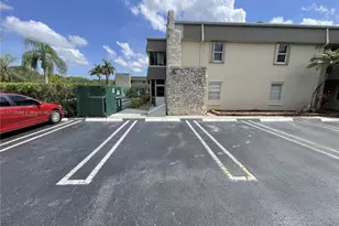 126 Sparrow Dr, Royal Palm Beach, FL 33411 - Photo 26