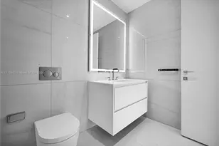 300 Biscayne Blvd Way, Miami, FL 33131 - Photo 14