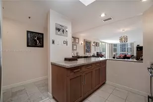 20515 E Country Club Dr, Aventura, FL 33180 - Photo 14