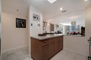 20515 E Country Club Dr, Aventura, FL 33180 - Photo 14