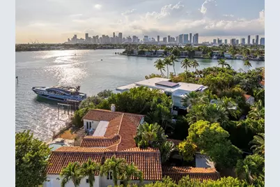 11 E Rivo Alto Dr, Miami Beach, FL 33139 - Photo 8