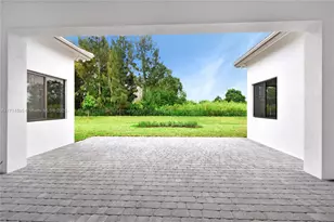 12265 SW 22nd Ct, Davie, FL 33325 - Photo 12