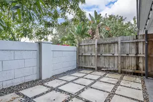 300 SW 23rd St, Fort Lauderdale, FL 33315 - Photo 42