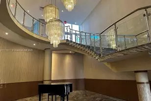 5401 Collins Ave, Miami Beach, FL 33140 - Photo 12