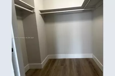 5401 Collins Ave #223, Miami Beach, FL 33140 - Photo 22