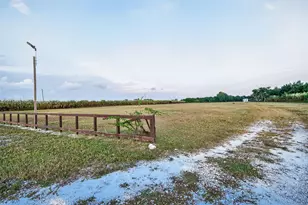 Farm Stay SW Extended Stay, Unincorporated Dade County, FL 33177 - Photo 8