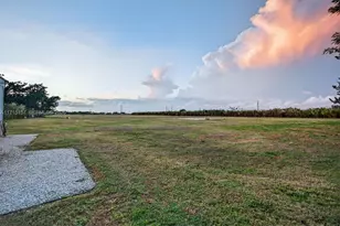 Farm Stay SW Extended Stay, Unincorporated Dade County, FL 33177 - Photo 18