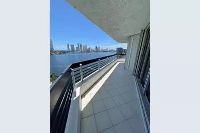 3530 Mystic Pointe Dr #1215, Aventura, FL 33180 - Photo 30