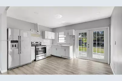 1240 SW 32nd Ave, Fort Lauderdale, FL 33312 - Photo 2