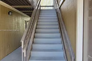 13285 Arbor Pointe Cir, Tampa, FL 33617 - Photo 40