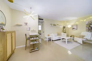 1040 SE 4th Ave, Deerfield Beach, FL 33441 - Photo 10