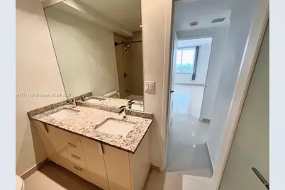 1000 West Ave #PH-07, Miami Beach, FL 33139 - Photo 16