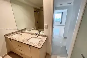 1000 West Ave, Miami Beach, FL 33139 - Photo 16