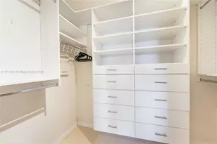 16699 Collins Ave, Sunny Isles Beach, FL 33160 - Photo 12