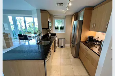 10275 Collins Ave #331, Bal Harbour, FL 33154 - Photo 8