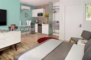 1816 Meridian Ave, Miami Beach, FL 33139 - Photo 2