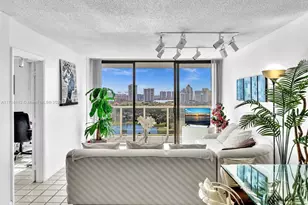 3625 N Country Club Dr, Aventura, FL 33180 - Photo 10