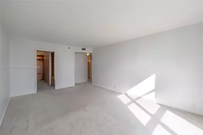 4000 Towerside Ter #908, Miami, FL 33138 - Photo 34