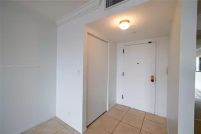 4000 Towerside Ter #908, Miami, FL 33138 - Photo 18