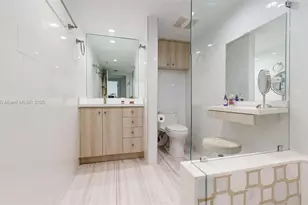 19667 Turnberry Way, Aventura, FL 33180 - Photo 20