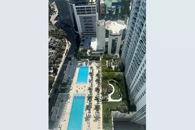 950 Brickell Bay Dr #3505, Miami, FL 33131 - Photo 4