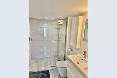 90 Alton Rd #303, Miami Beach, FL 33139 - Photo 10