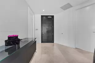 200 Biscayne Blvd Way, Miami, FL 33131 - Photo 24