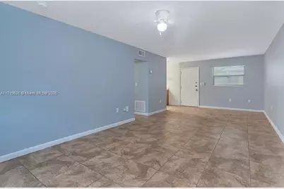 12890 NE 8th Ave #103, North Miami, FL 33161 - Photo 10