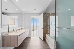 2900 NE 7th Ave, Miami, FL 33137 - Photo 18