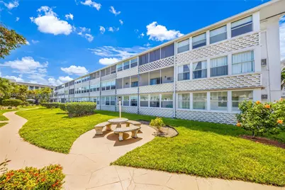 15610 NE 6th Ave #8D, Miami, FL 33162 - Photo 22