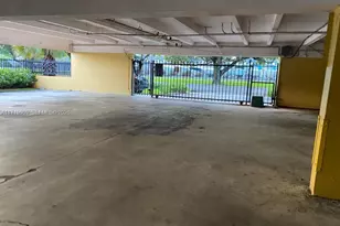 [Address not provided], North Miami, FL 33181 - Photo 22