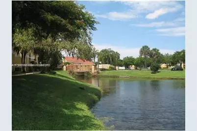 7630 Westwood Dr #305, Tamarac, FL 33321 - Photo 10