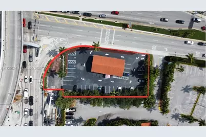 7701 NW 103rd St, Hialeah Gardens, FL 33016 - Photo 6
