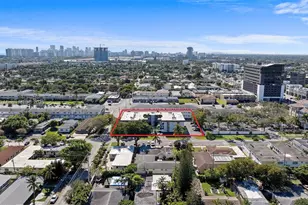 714 NE 10th St, Hallandale Beach, FL 33009 - Photo 16