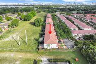 1007 NE 208th St, Miami, FL 33179 - Photo 22