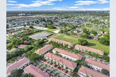 1007 NE 208th St #1007, Miami, FL 33179 - Photo 20