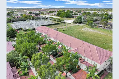 1007 NE 208th St #1007, Miami, FL 33179 - Photo 28