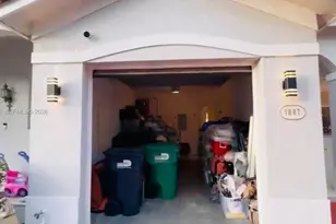 1007 NE 208th St, Miami, FL 33179 - Photo 62