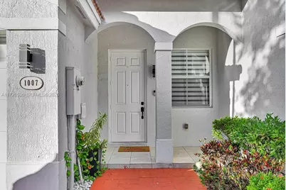 1007 NE 208th St #1007, Miami, FL 33179 - Photo 4