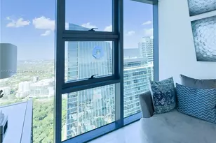 1451 Brickell Ave, Miami, FL 33131 - Photo 12