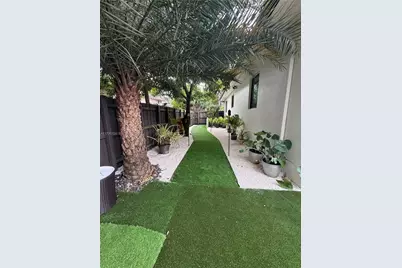 9555 NW 2nd Ave, Miami Shores, FL 33150 - Photo 44