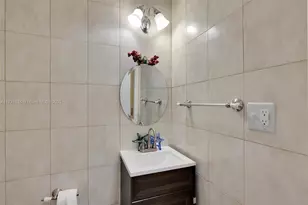 462 E 39th St, Hialeah, FL 33013 - Photo 30