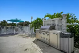9381 E Bay Harbor Dr, Bay Harbor Islands, FL 33154 - Photo 10
