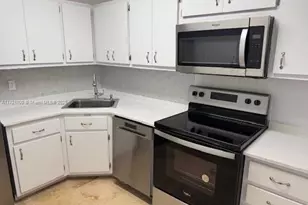 9381 E Bay Harbor Dr, Bay Harbor Islands, FL 33154 - Photo 22