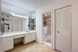 20225 NE 34th Ct, Aventura, FL 33180 - Photo 30