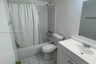 301 NW 177th St, Miami Gardens, FL 33169 - Photo 14