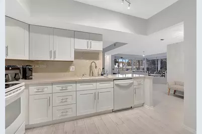 [Address not provided], Boca Raton, FL 33433 - Photo 14